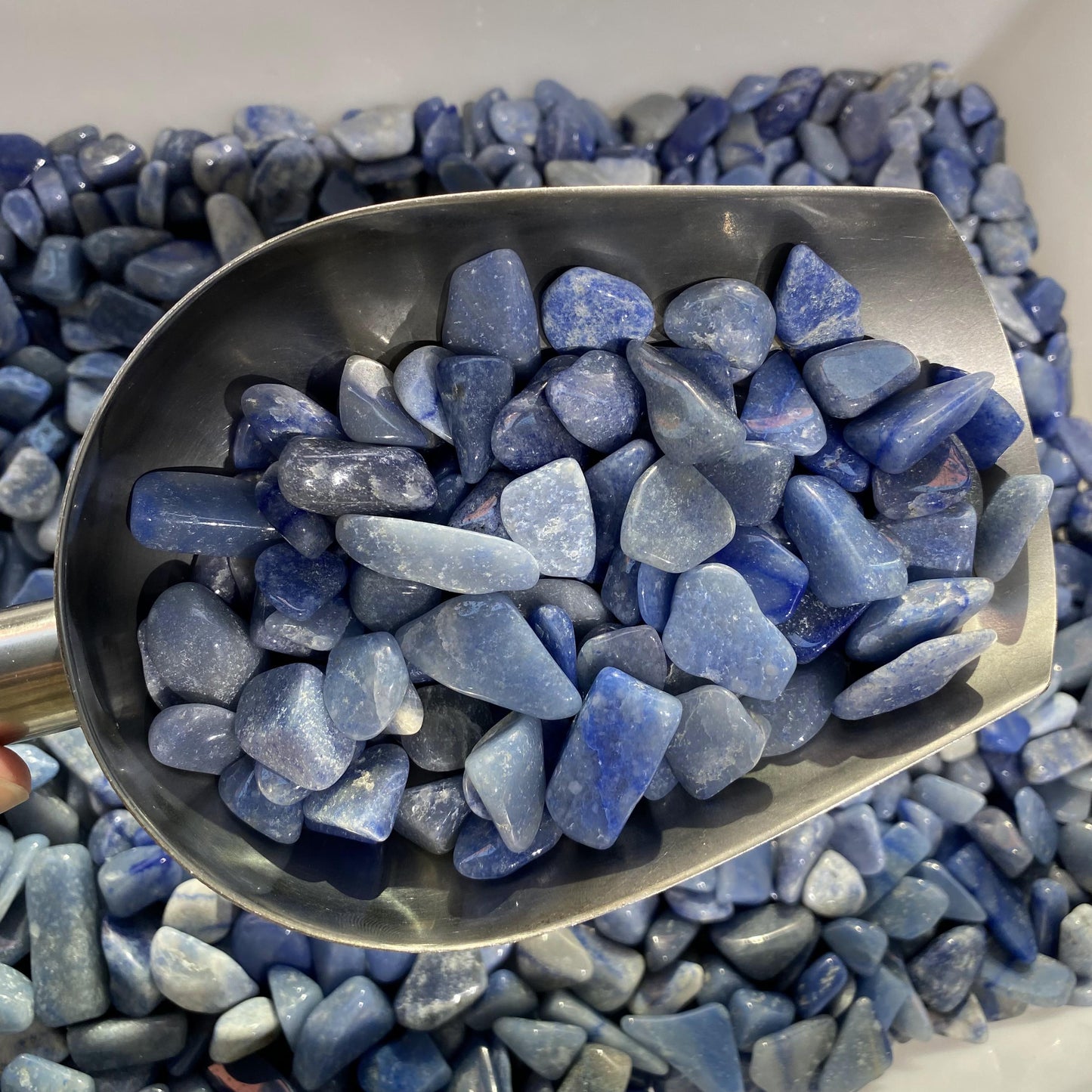 Piedras trituradas de aventurina azul de 1,5-2,5 cm a granel