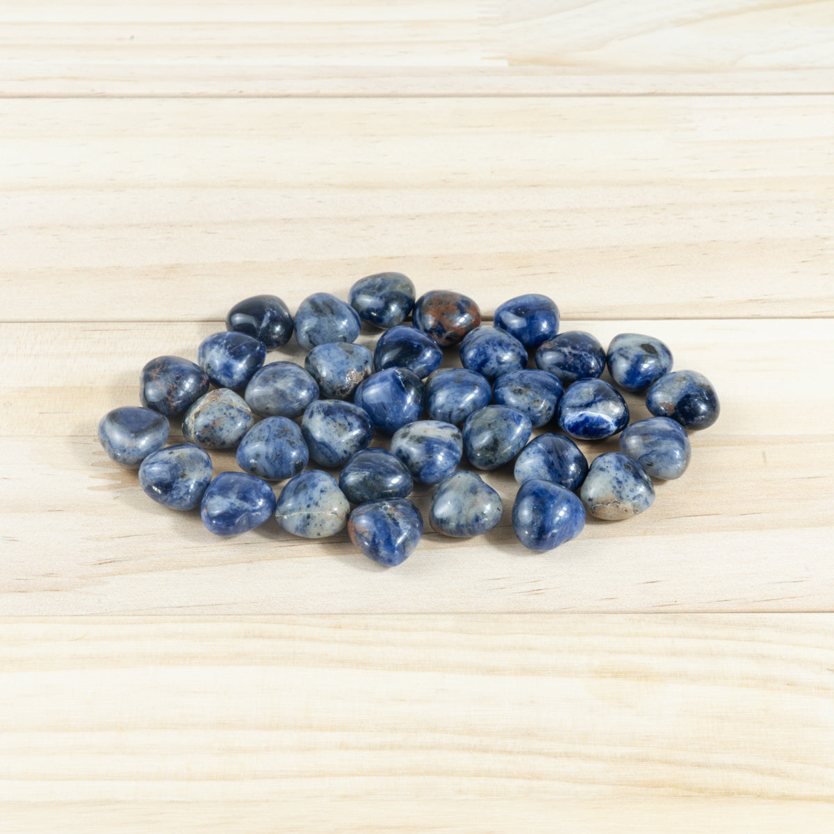 Mini-Sodalith-Herz in loser Schüttung