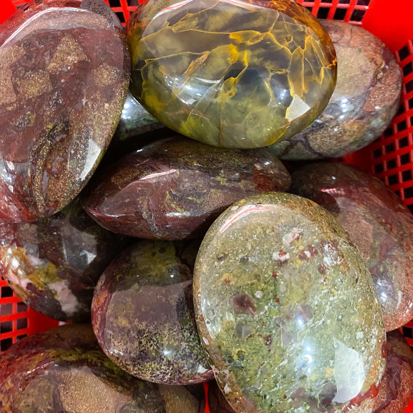 Piedra de sangre de dragón Piedra de palma a granel