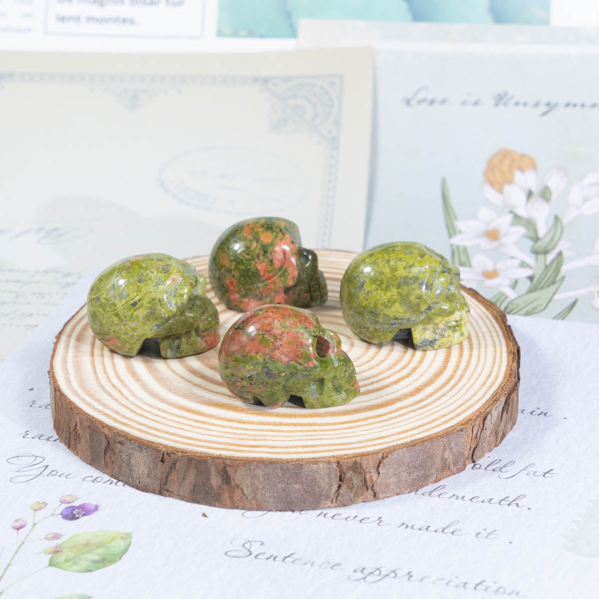 Cráneo de unakita de 1 pulgada a granel