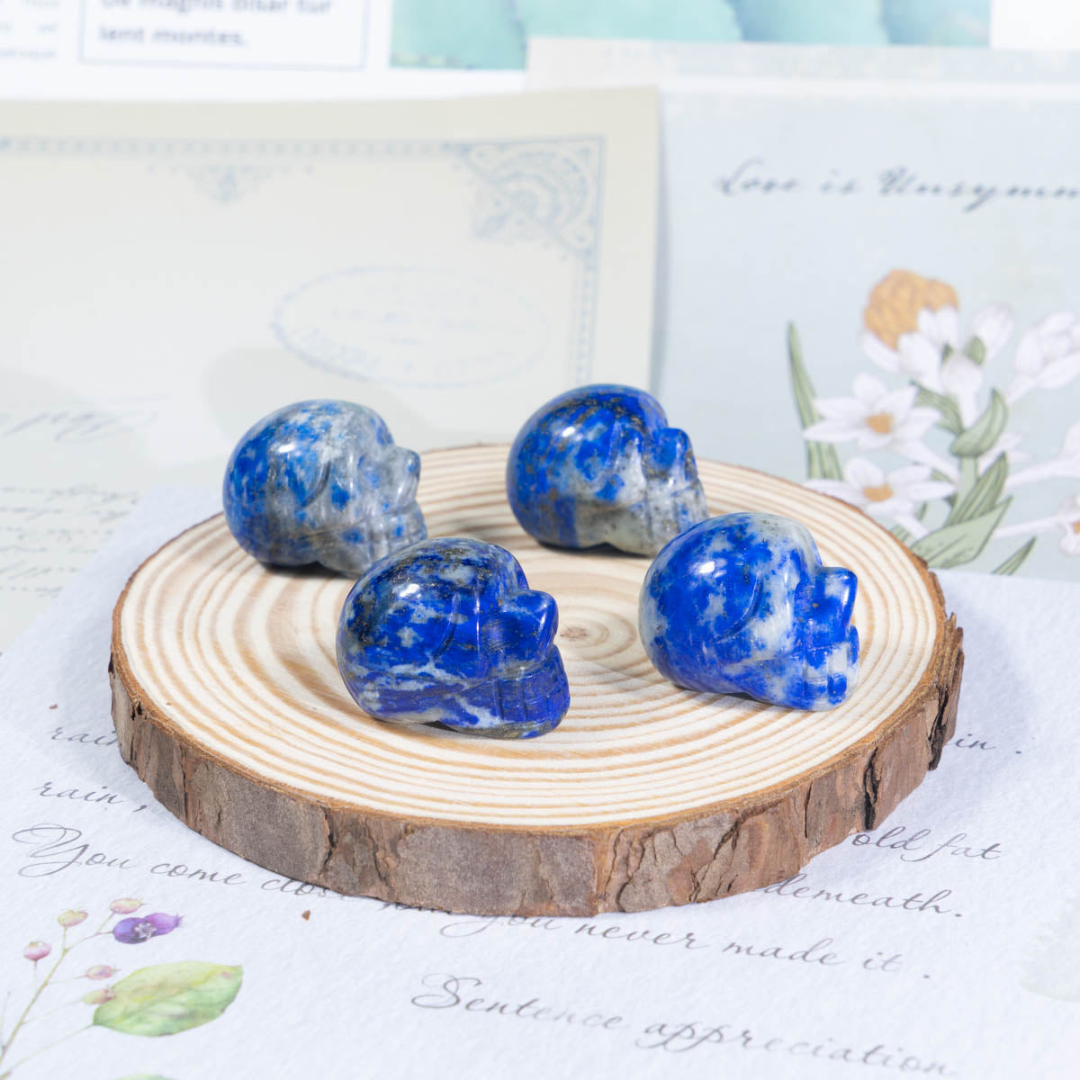 1-Zoll-Lapislazuli-Schädel in loser Schüttung