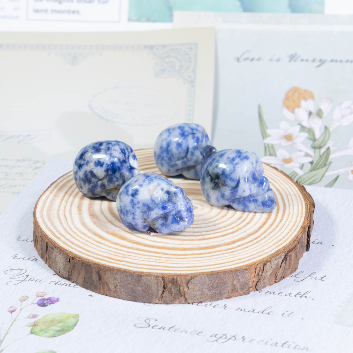 1-Zoll-Schädel aus blauem Punktstein in loser Schüttung