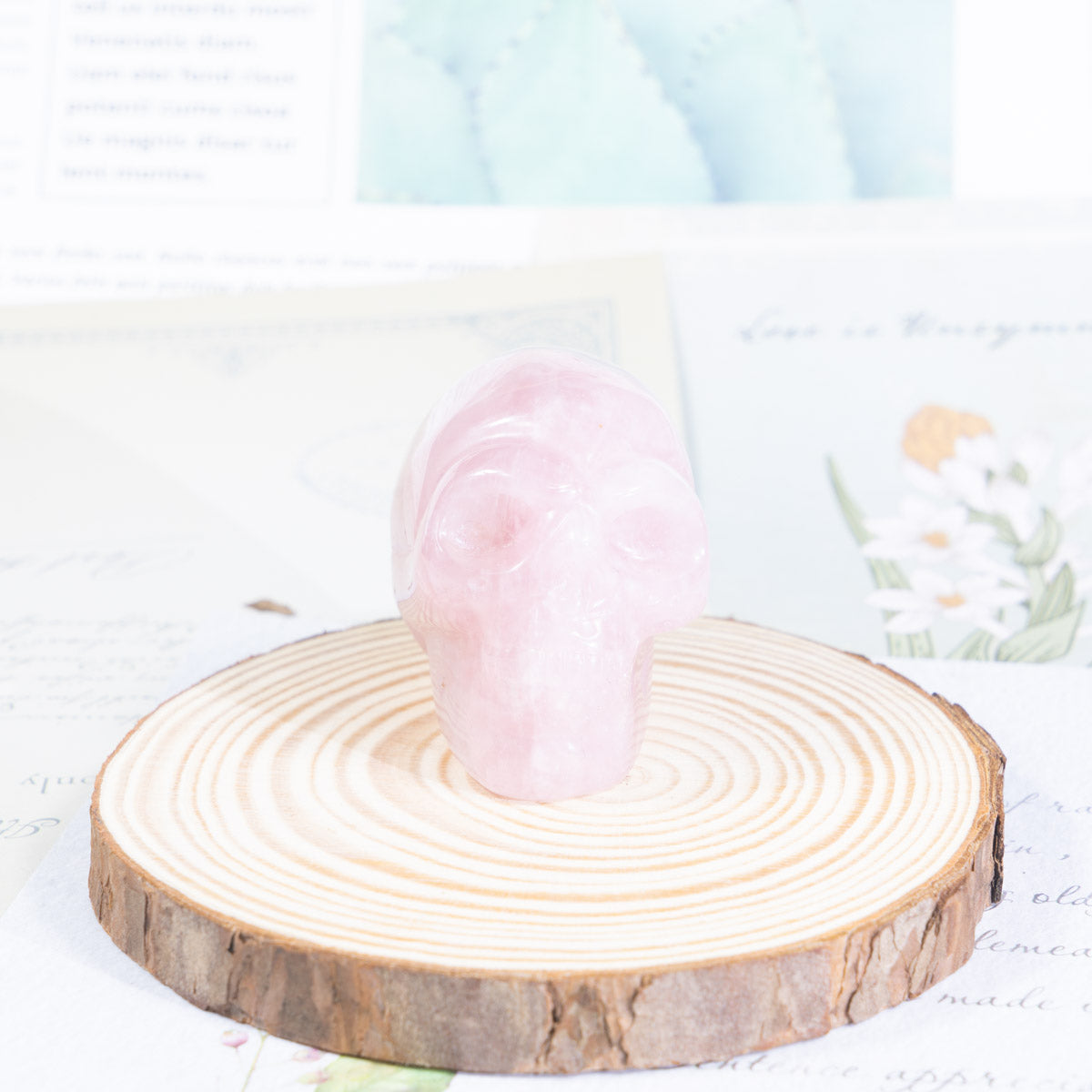 2-Zoll-Rosenquarz-Schädel in loser Schüttung