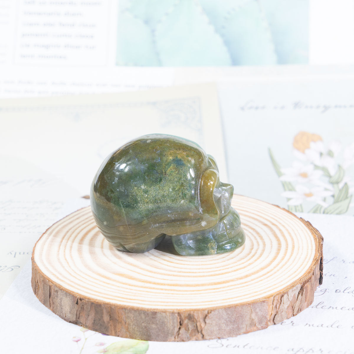 2-Zoll-Moosachat-Schädel in loser Schüttung