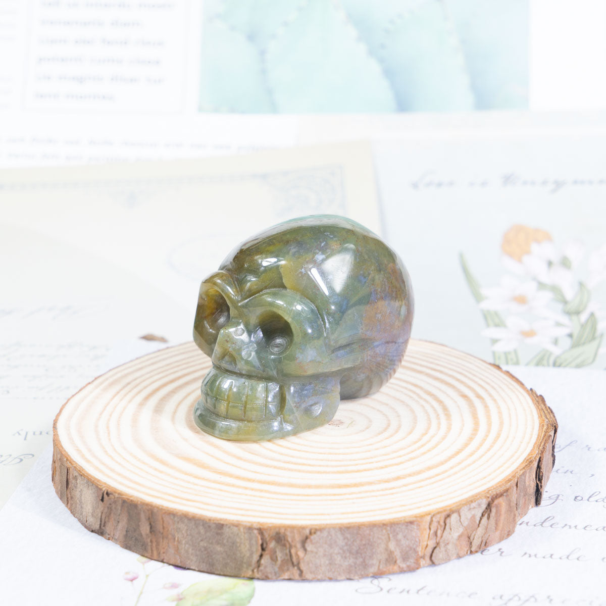 2-Zoll-Moosachat-Schädel in loser Schüttung