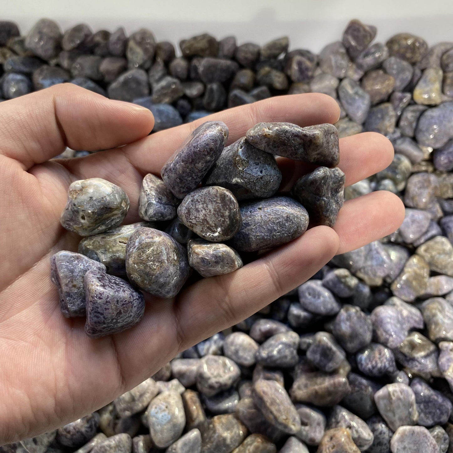 2–3 cm große Sphalerit-Schottersteine ​​in großen Mengen