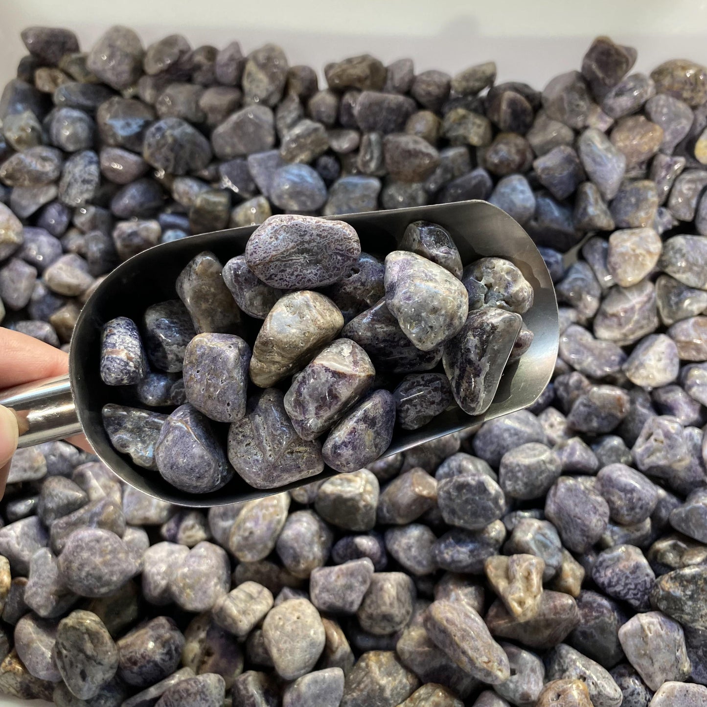 2–3 cm große Sphalerit-Schottersteine ​​in großen Mengen