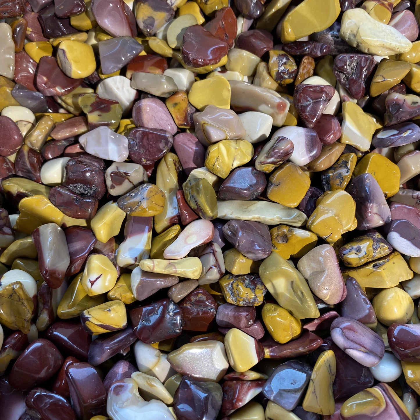 Piedras trituradas de jaspe Mookaite de 1,5-2,5 cm a granel