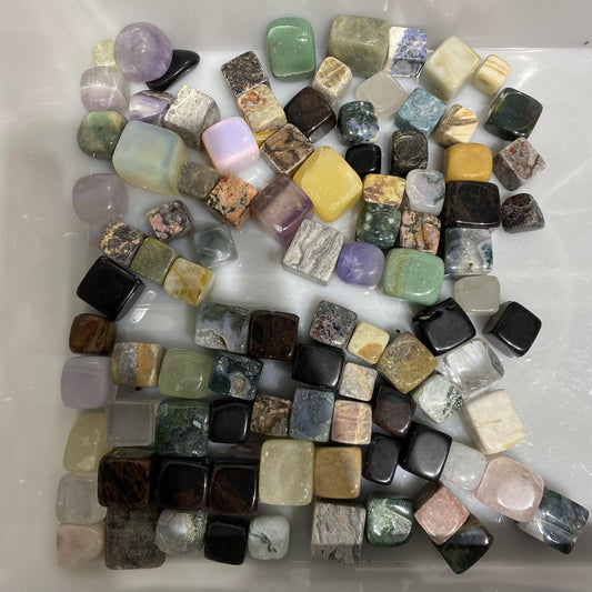 Piedras rodadas cuadrados mixtos a granel