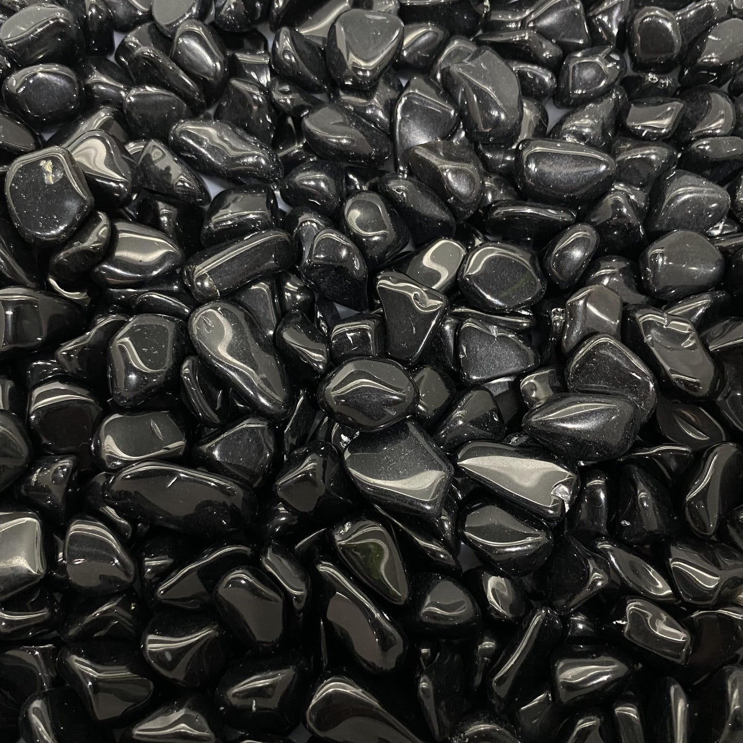 Piedras trituradas de obsidiana negra de 1,5 a 2,5 cm a granel