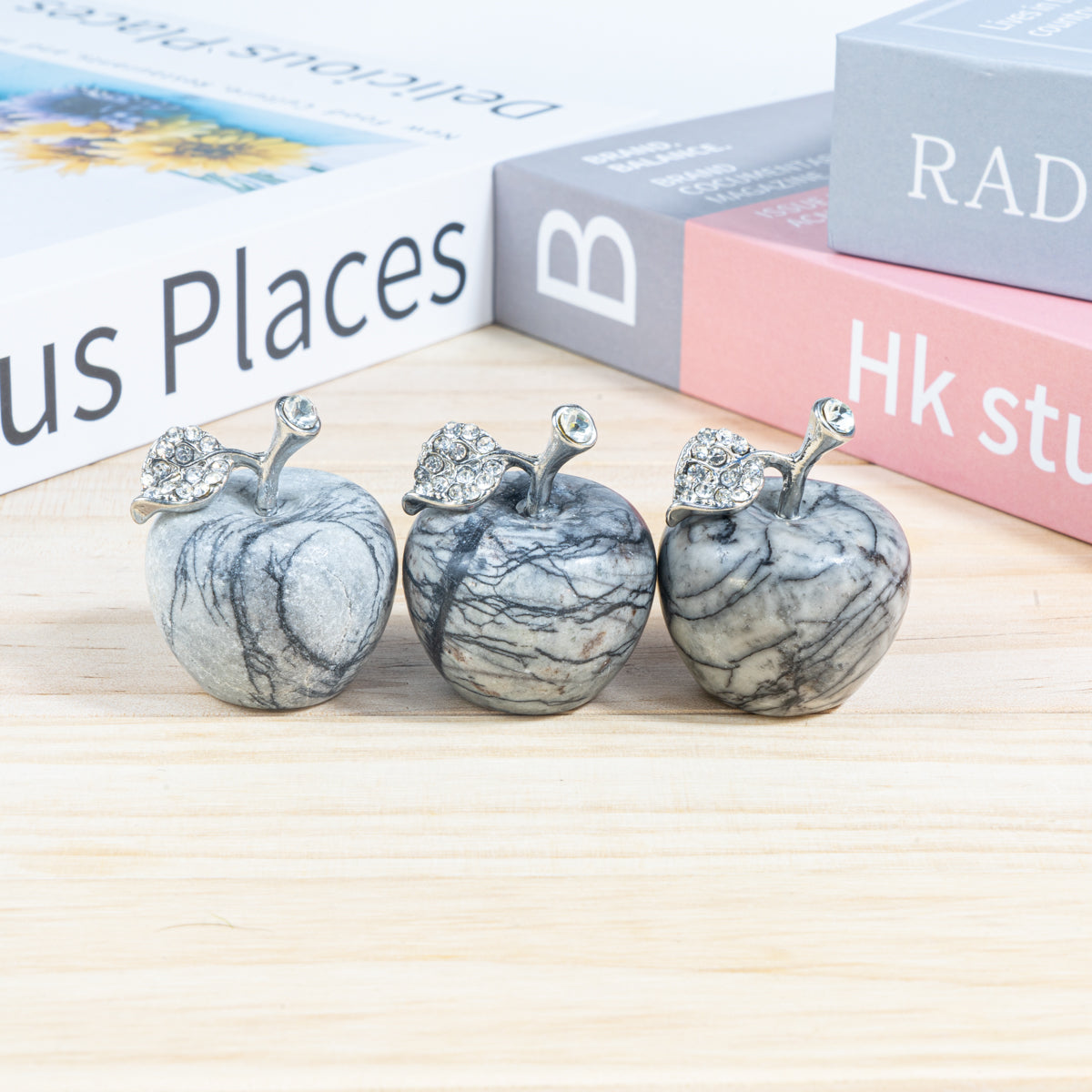 Manzana de piedra de red negra de 3 cm a granel