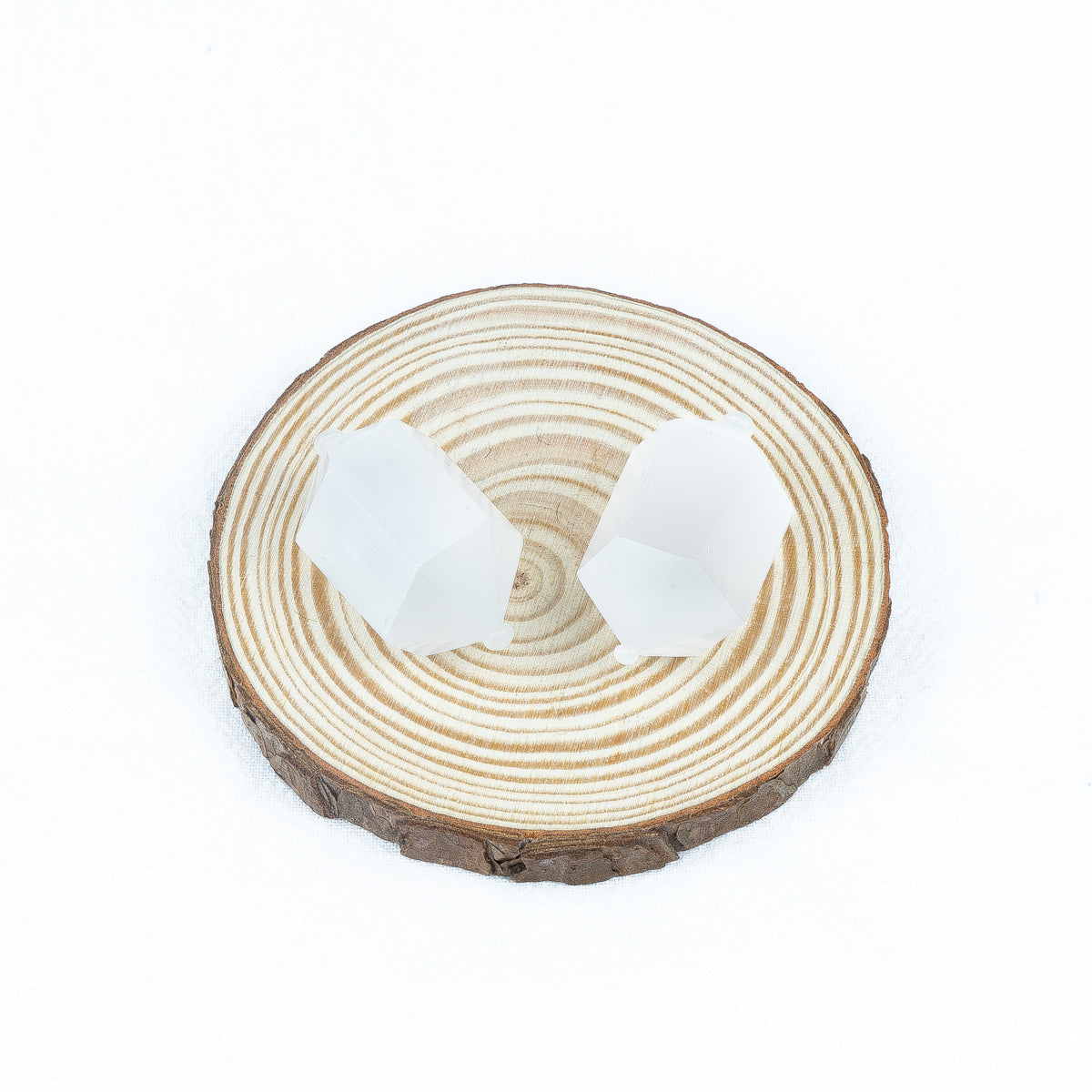 Pequeña punta doble de selenita de 4,5 cm a granel