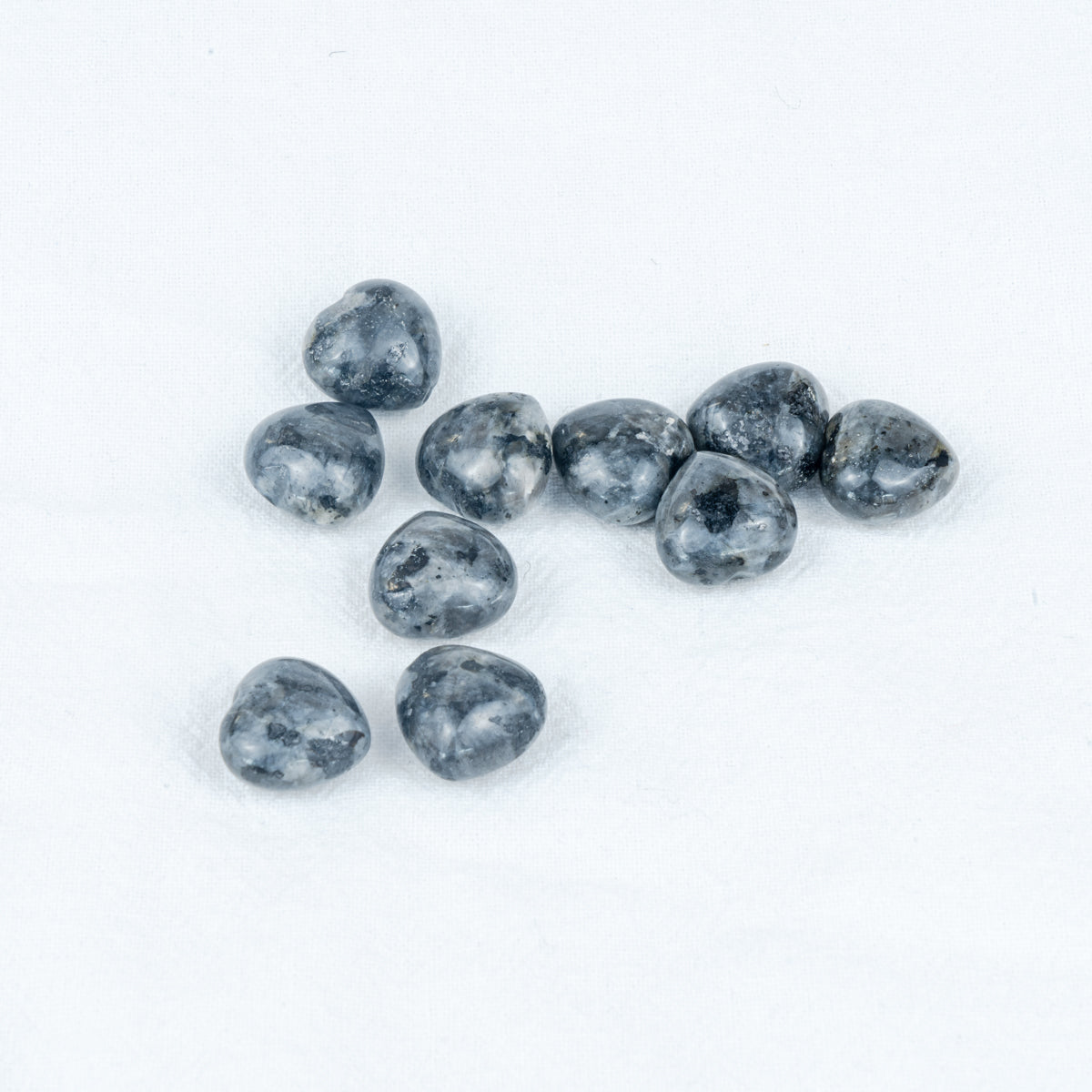 Mini-Larvikit-Herz in loser Schüttung