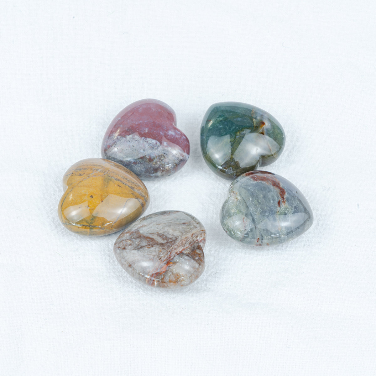 3 cm großes indisches Achatherz in loser Schüttung