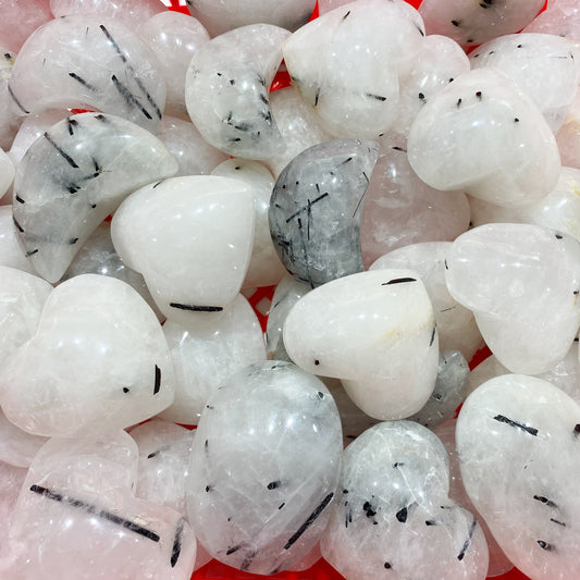 Piedra de palma de corazón de cuarzo turmalina negra a granel