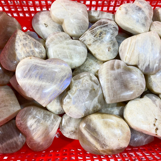 Mondstein-Herz-Palmstein in loser Schüttung